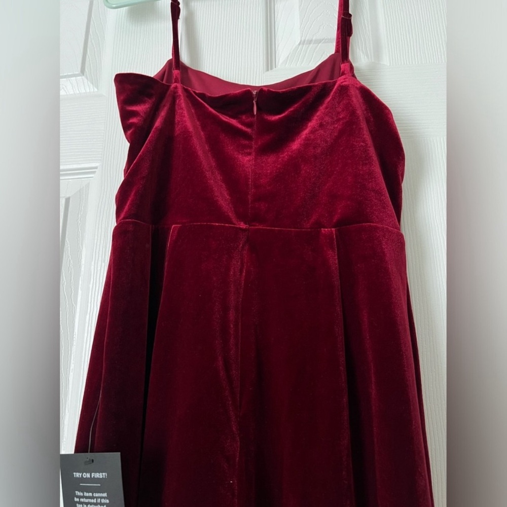 Lulu's - Red Velvet Wide-leg Jumpsuit - Size Small - Picture 6 of 8
